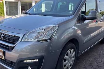 Peugeot Partner Tepee 153.000 km 7.900 &euro; Korbach 34497