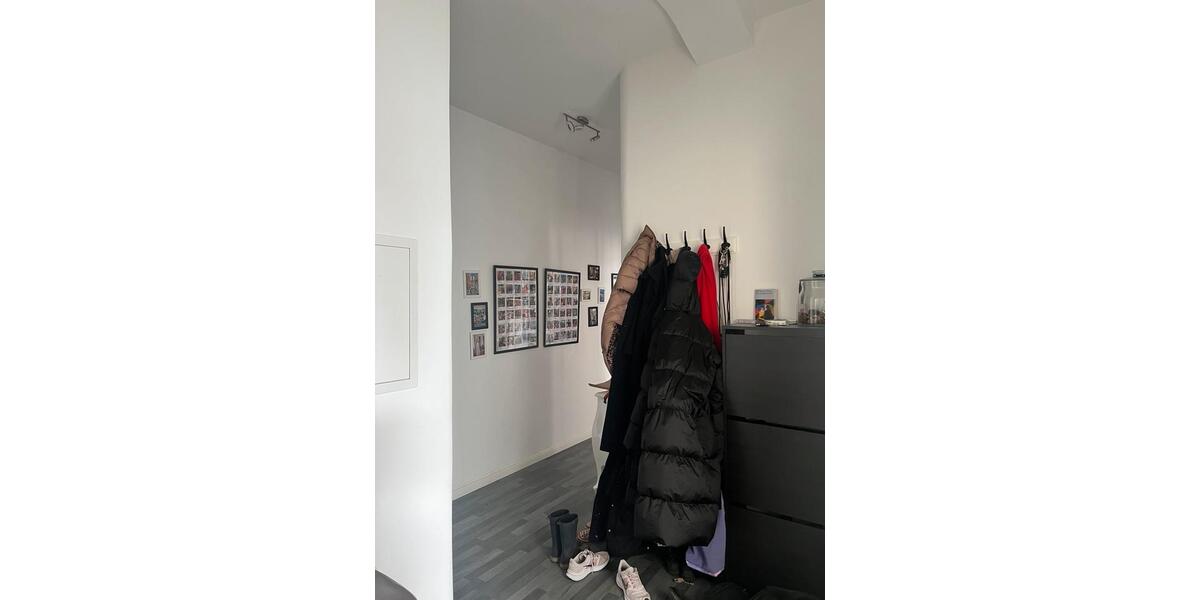 Erdgeschoßwohnung Wiesbaden Biebrich - 2 Zimmer, 75 m&sup2;, 1.000&euro; | Angebot:26025564