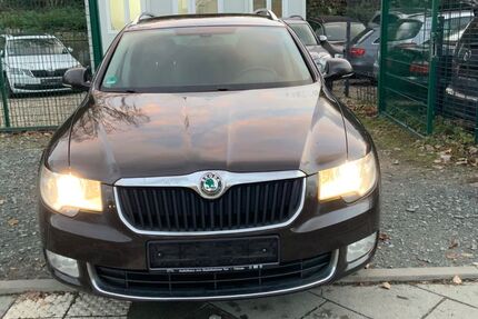 Skoda Superb 267.331 km 5.650 € Frankfurt am Main 60486