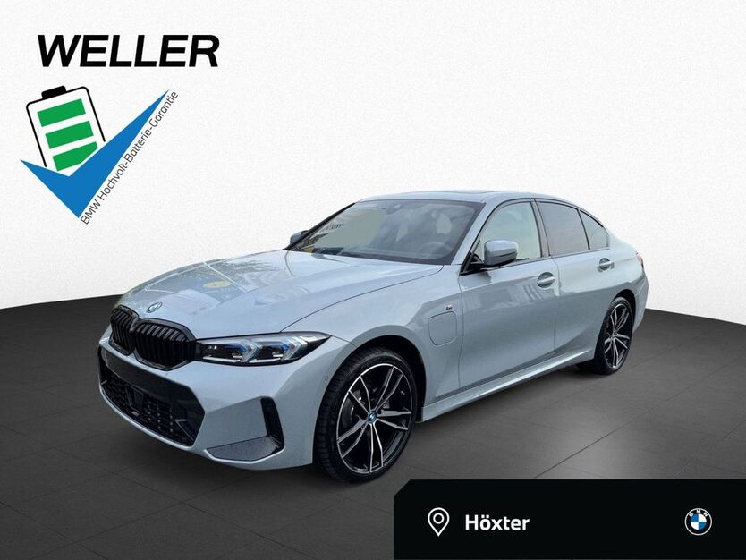 BMW 330 7.990 km 53.990 € Höxter / Stahle 37671