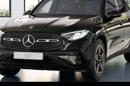 Mercedes-Benz GLC 200 9.239 km 51.890 € München 80636