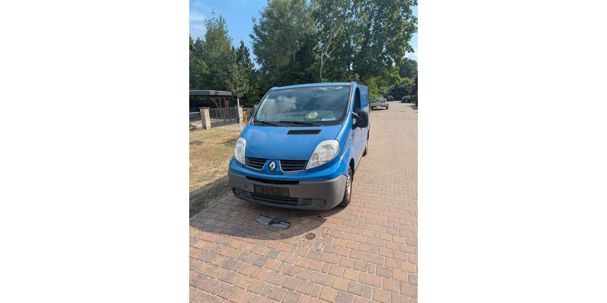 Renault Trafic 207.953 km 4.299 &euro; Berlin 13507