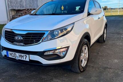 Kia Sportage 153.000 km 9.499 &euro; marktobersdorf 87616