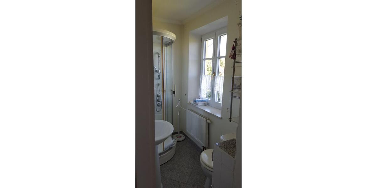 Etagenwohnung Dießen am Ammersee - 1 Zimmer, 15 m&sup2;, 490&euro; | Angebot:21854011
