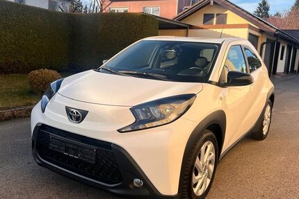 Toyota Aygo (X) 122.530 km 11.499 &euro; Planegg 82152