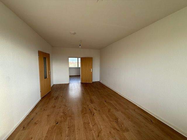 Zimmer Zeithain - 4 Zimmer, 77 m&sup2;, 400&euro; | Angebot:25743015