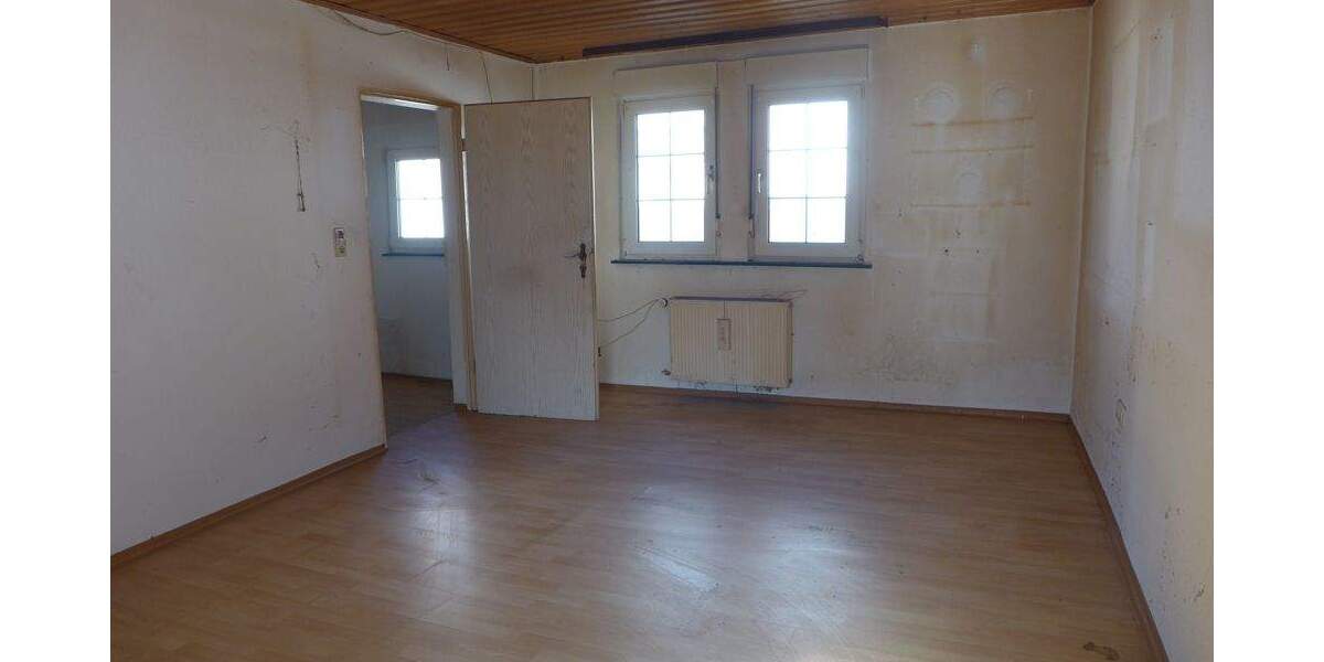 Mehrfamilienhaus, Wohnhaus Gernsheim - 5 Zimmer, 135 m&sup2;, 219.000&euro; | Angebot:25678855