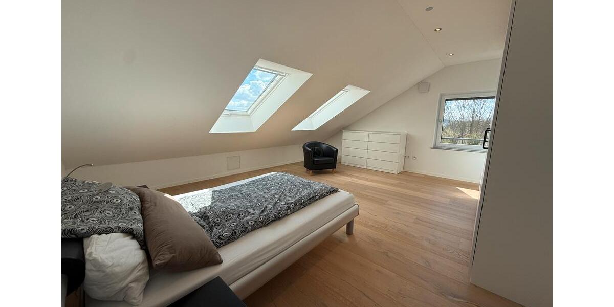 Dachgeschoßwohnung Sinsheim - 3 Zimmer, 87 m&sup2;, 415.000&euro; | Angebot:26921950