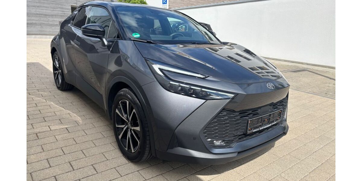 Toyota C-HR 46.122 km 29.999 &euro; Haar/München 85540