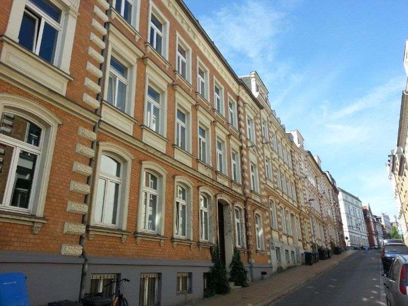 Wohnung zum Mieten in Schwerin 520 € 66.6 m²