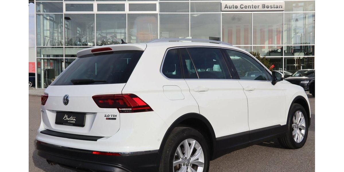 VW Tiguan 2.0TDI HIGHLINE/4-MOTION/VIRTUAL/PANORAMA 162.880 km 18.900 &euro; Villingen-Schwenningen 78054