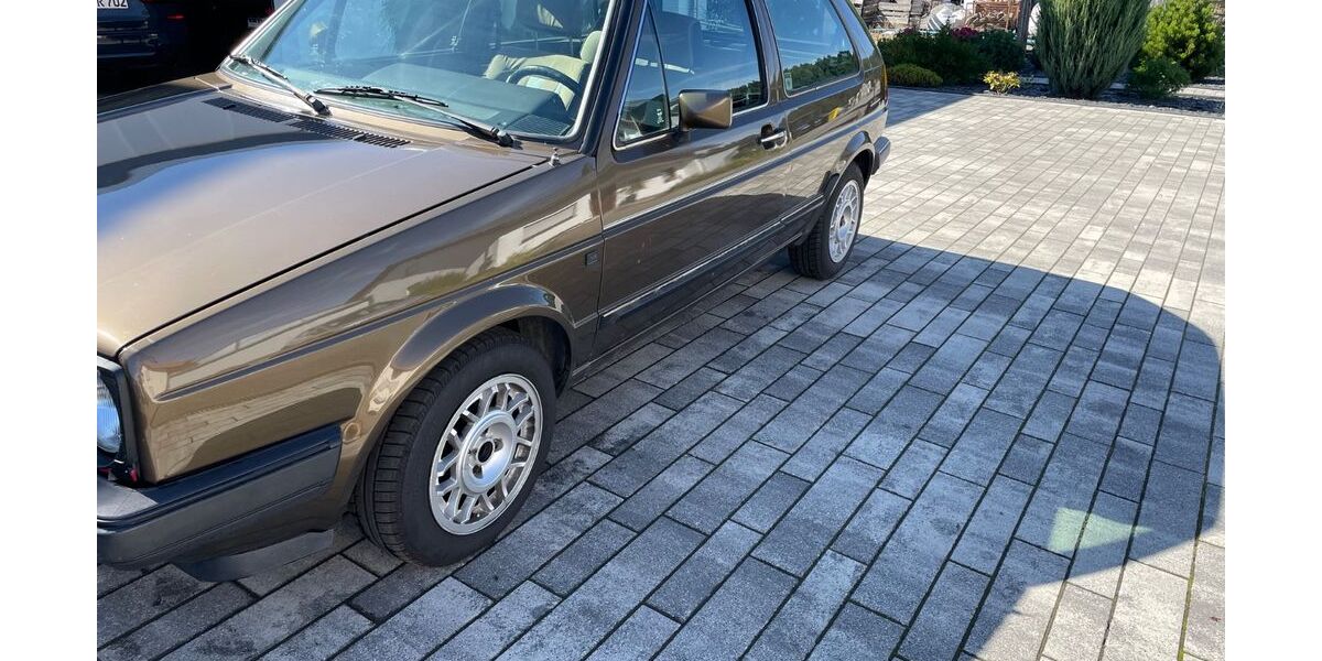 VW Golf 174.902 km 2.250 &euro; Wimbach 53518