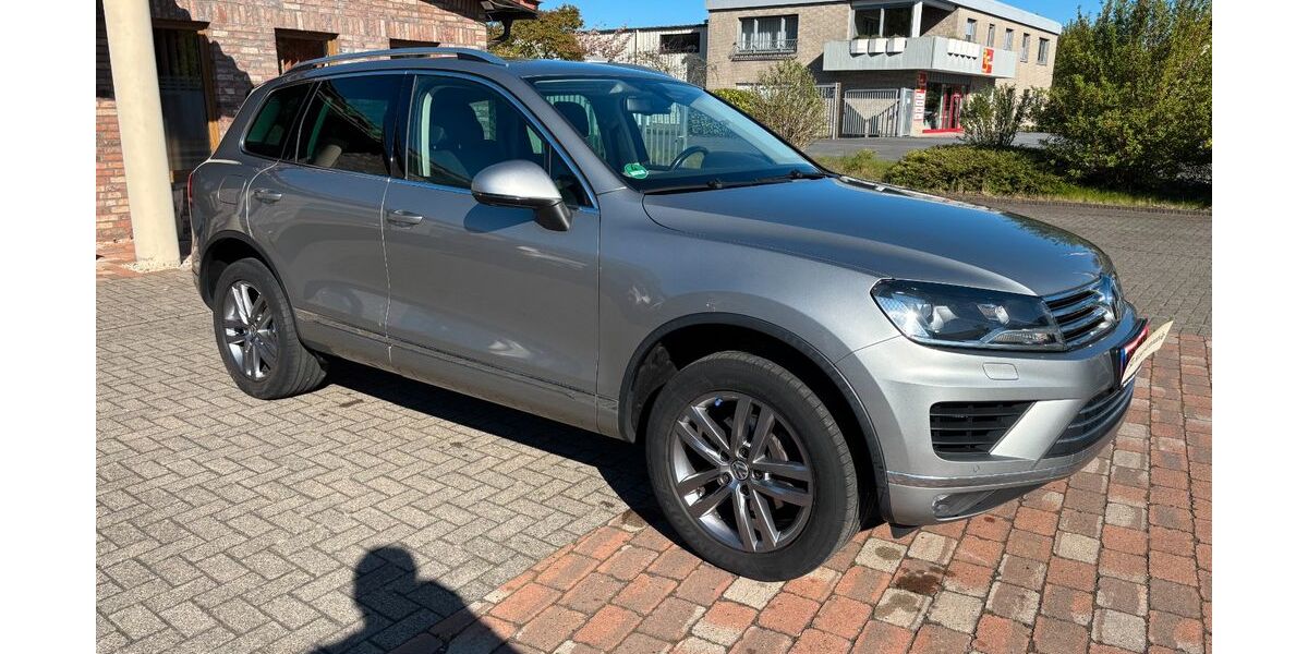 VW Touareg 209.850 km 17.450 &euro; Versmold 33775