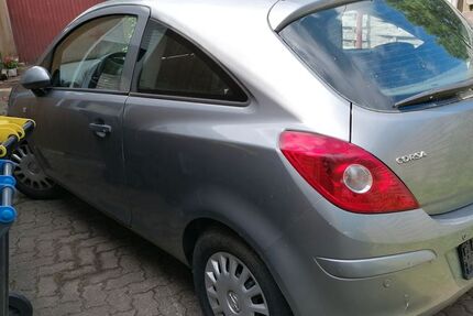 Opel Corsa 82.000 km 4.450 &euro; Schwarzenbek 21493