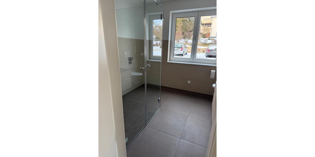 Erdgeschoßwohnung Nüsttal - 4 Zimmer, 102 m&sup2;, 1.100&euro; | Angebot:24371095