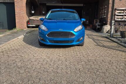 Ford Fiesta 102.729 km 5.200 &euro; Hamminkeln 46499