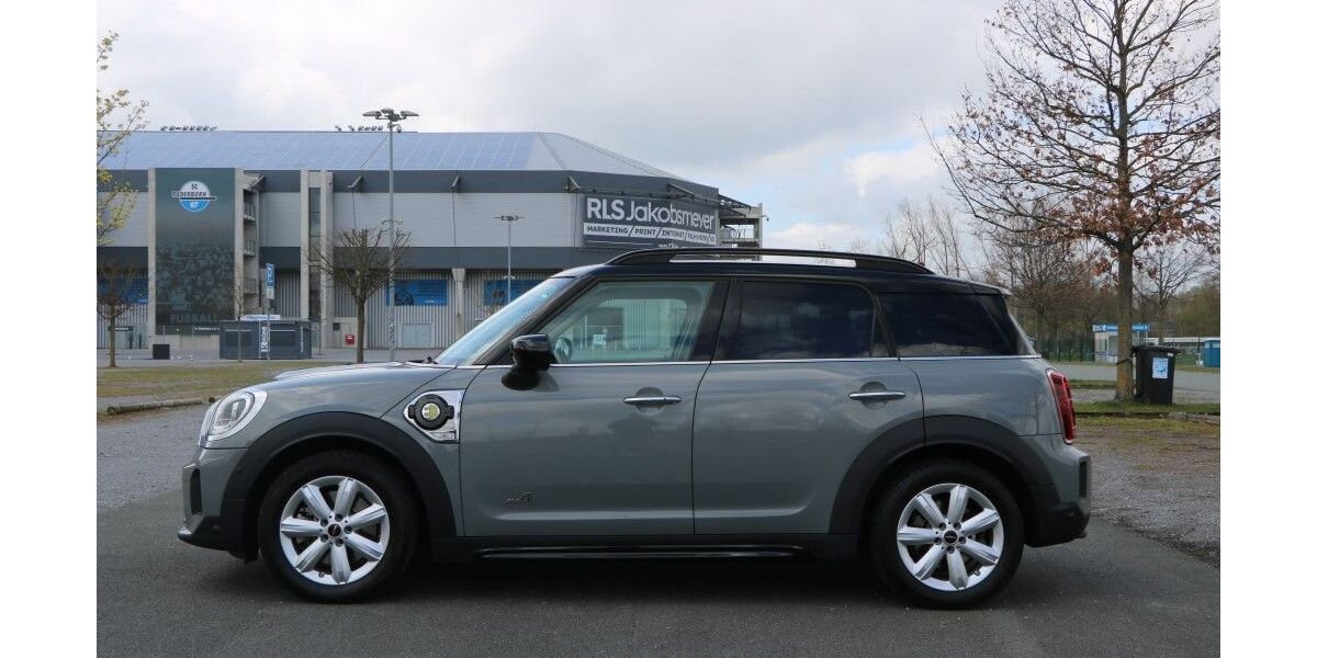 Mini Countryman SE (Cooper) 65.200 km 22.950 &euro; Paderborn 33102