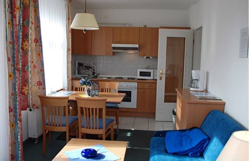 Mehrfamilienhaus, Wohnhaus Wiek - 1 Zimmer, 387 m&sup2;, 1.400.000&euro; | Angebot:26596096