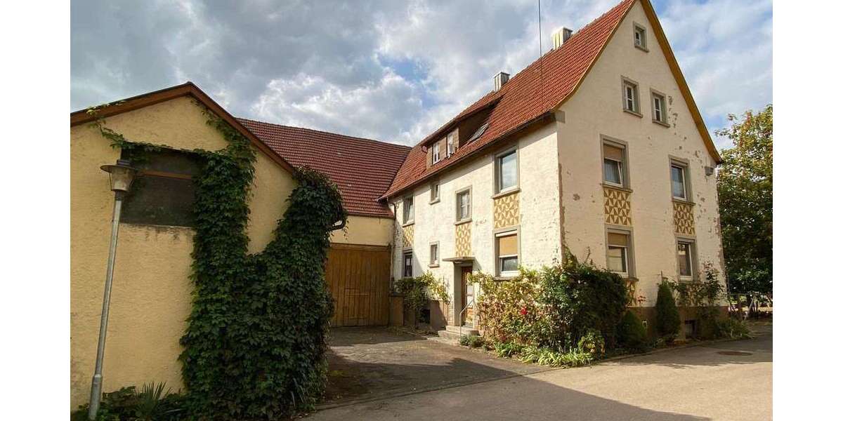 Einfamilienhaus Weikersheim - 8 Zimmer, 200 m&sup2;, 159.000&euro; | Angebot:26504866