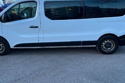 Opel Vivaro 380.636 km 7.500 &euro; München 80995