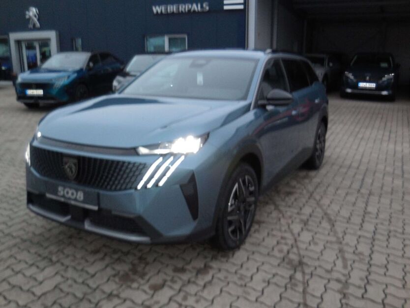 Peugeot 5008 6.400 km 38.790 € Coburg 96450