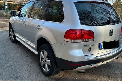 VW Touareg 286.800 km 5.300 &euro; Hamburg 21031