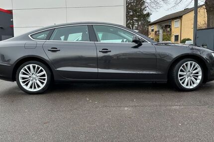 Audi A5 177.000 km 13.999 &euro; München 80992