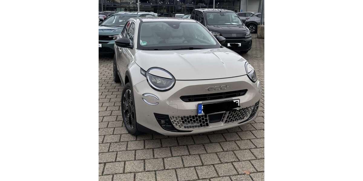 Fiat 600 2.500 km 29.990 &euro; Zülpich, Stadt 53909