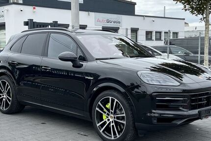 Porsche Cayenne 23.854 km 118.999 € Nürnberg 90431