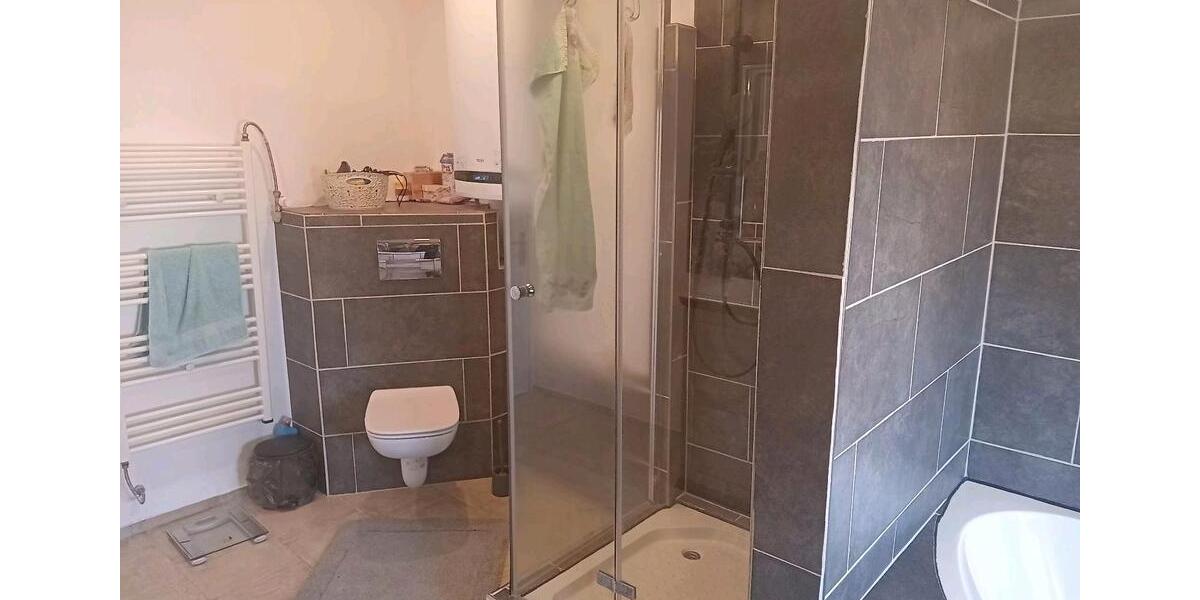 Einfamilienhaus Hamm (Sieg) - 5 Zimmer, 142 m&sup2;, 132.000&euro; | Angebot:25975746