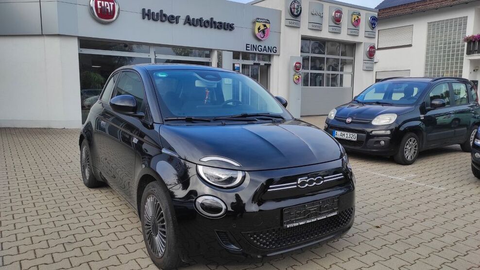Fiat 500e 26.350 km 17.990 € Gersthofen/Batzenhofen 86368