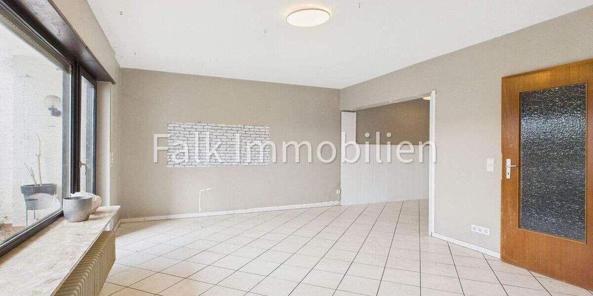 Reihenmittelhaus Brühl - 4 Zimmer, 106 m&sup2;, 360.000&euro; | Angebot:25391396