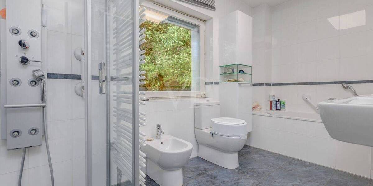Einfamilienhaus Hofheim am Taunus Langenhain - 5 Zimmer, 204 m&sup2;, 1.245.000&euro; | Angebot:26910303