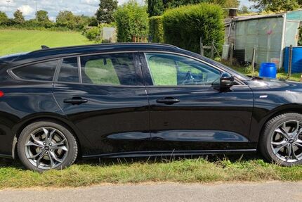 Ford Focus 133.000 km 12.999 &euro; Bietigheim-Bissingen 74321