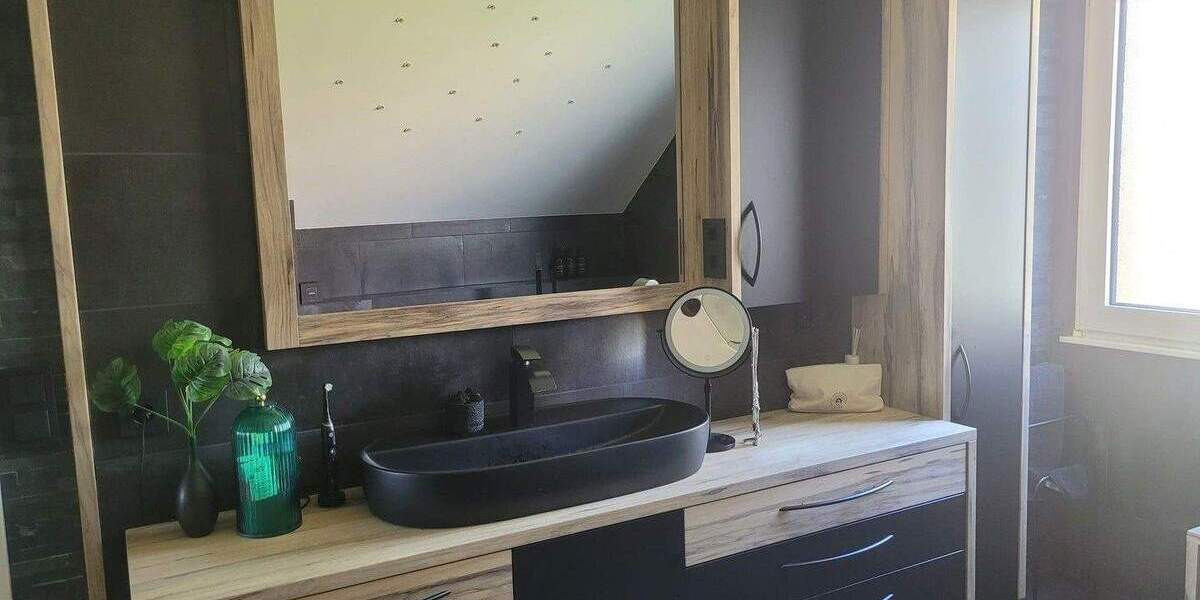 Einfamilienhaus Seeheim-Jugenheim Jugenheim - 7 Zimmer, 241 m&sup2;, 895.000&euro; | Angebot:25277341