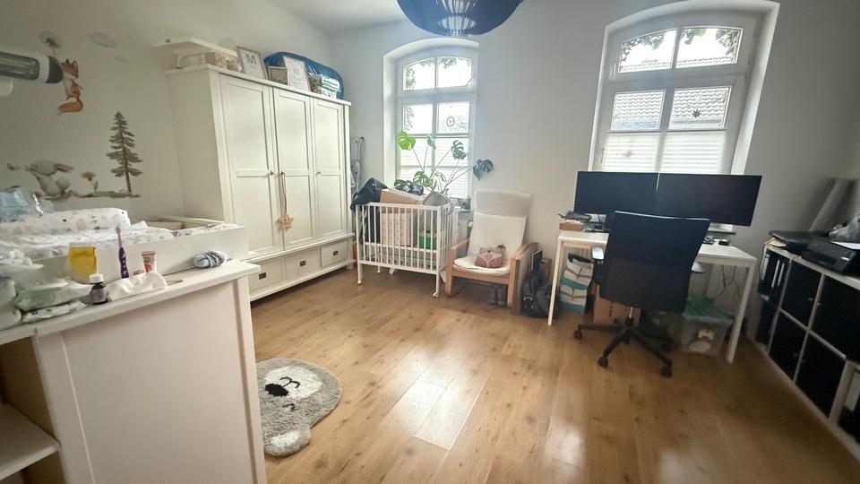 Große 3-Zi.-Whg. im EG mit Garten & eigenen Innenhof 3 zimmer