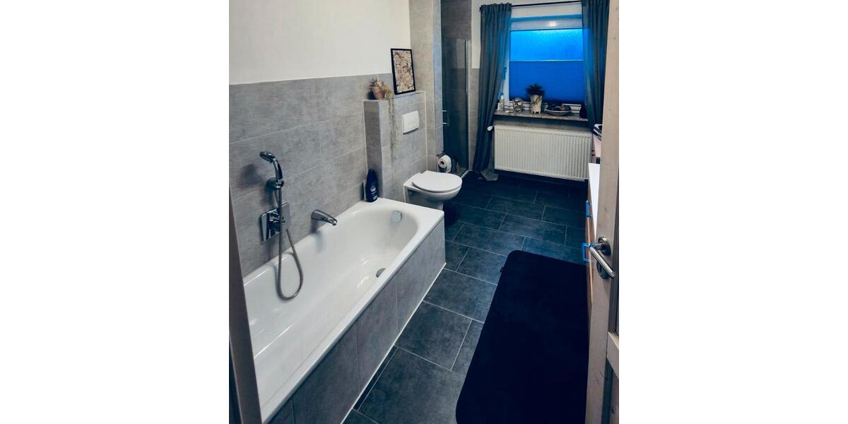 Erdgeschoßwohnung Hage - 2 Zimmer, 85 m&sup2;, 880&euro; | Angebot:25381887