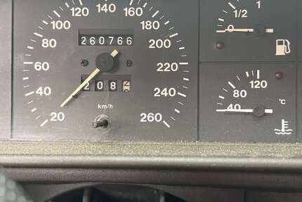 Alfa Romeo 75 260.766 km 12.500 &euro; Biebesheim 64584