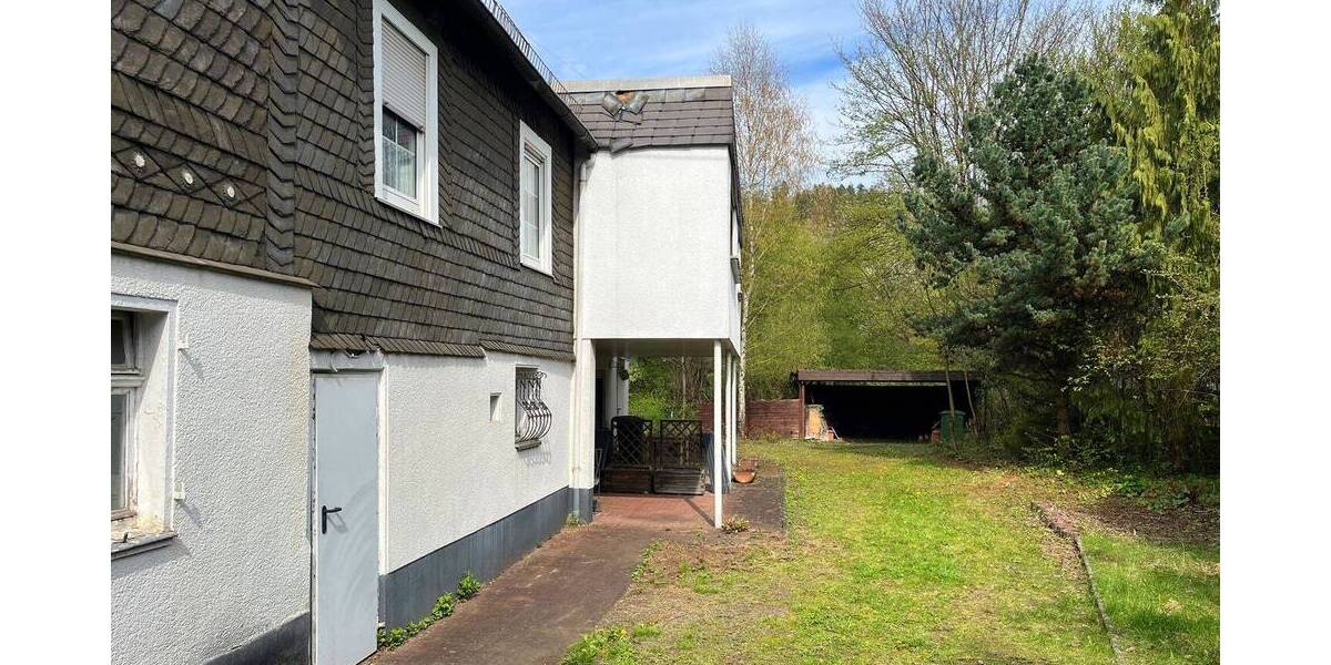 Doppelhaushälfte Siegen / Geisweid Dillnhütten - 9 Zimmer, 180 m&sup2;, 149.000&euro; | Angebot:26433550