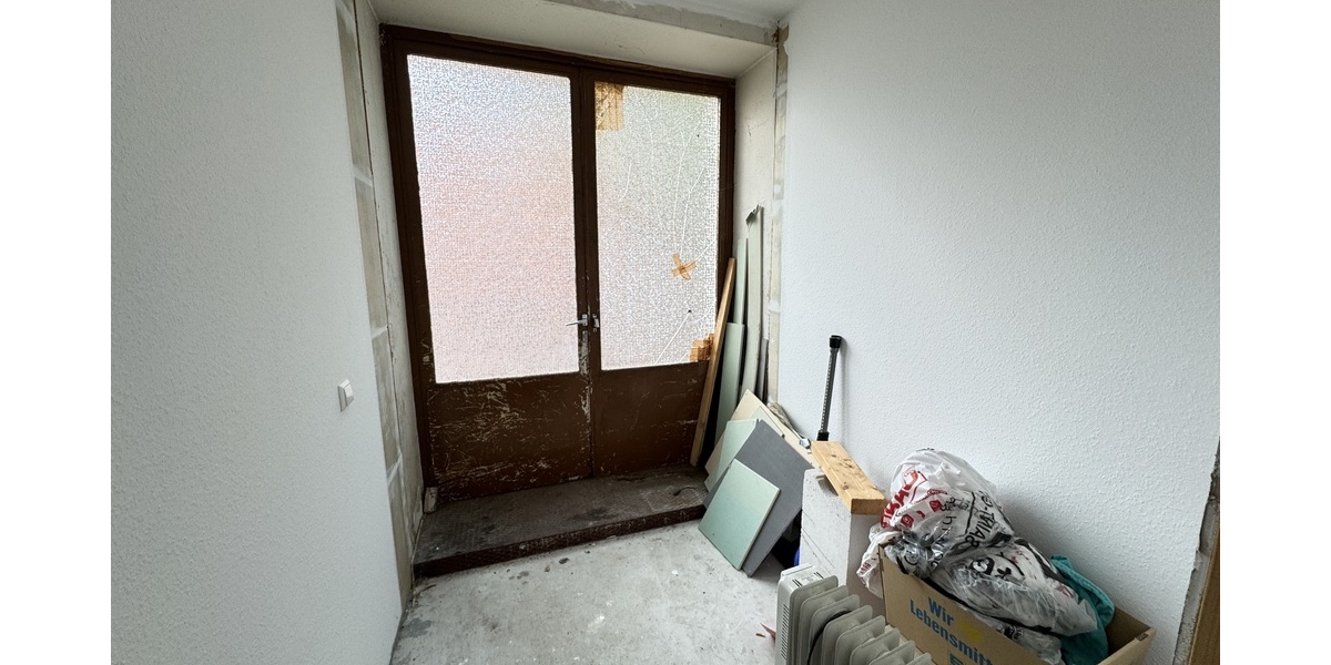 Teilsaniertes 3-Familienhaus in Pforzheim-Würm 14 zimmer