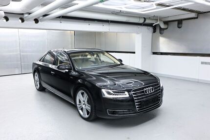 Audi A8 94.000 km 37.900 &euro; Berlin 10625