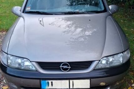 Opel Vectra 85.000 km 3.250 € Eisendorf 24589
