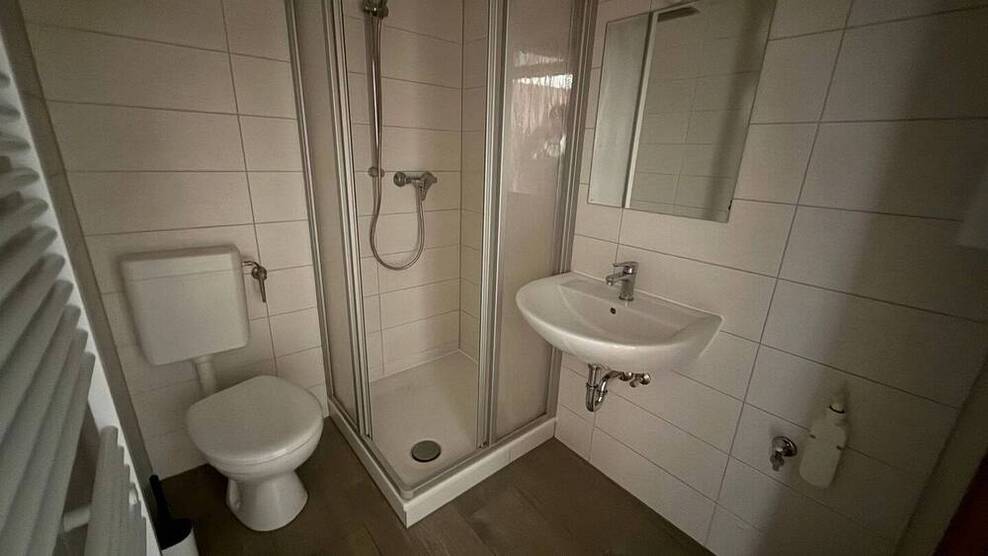 Großes WohnZimmer - offene Küche u.v.m.
