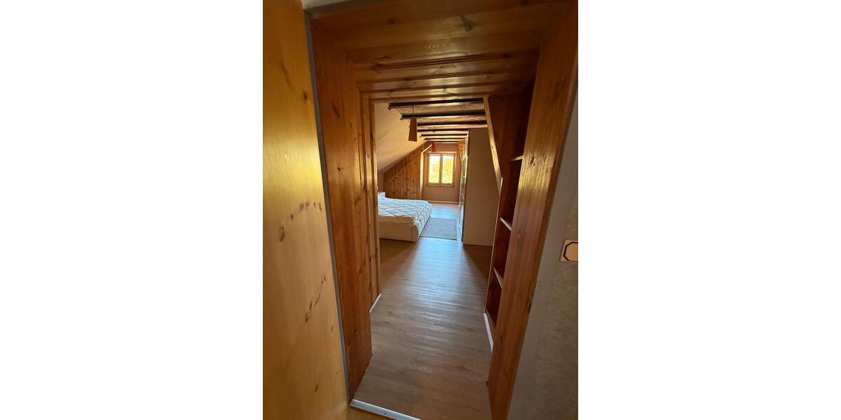 Dachgeschoßwohnung Lauda-Königshofen Königshofen - 2.5 Zimmer, 80 m&sup2;, 850&euro; | Angebot:26330008