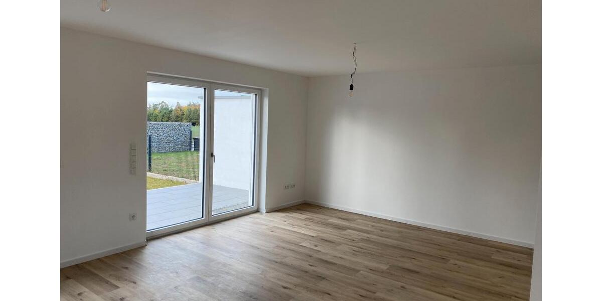 Doppelhaushälfte Essenbach - 7 Zimmer, 180 m&sup2;, 1.650&euro; | Angebot:26168874
