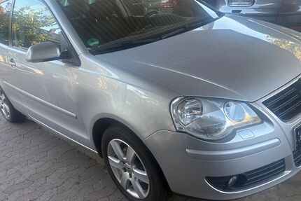 VW Polo 146.484 km 3.090 &euro; Königslutter 38154
