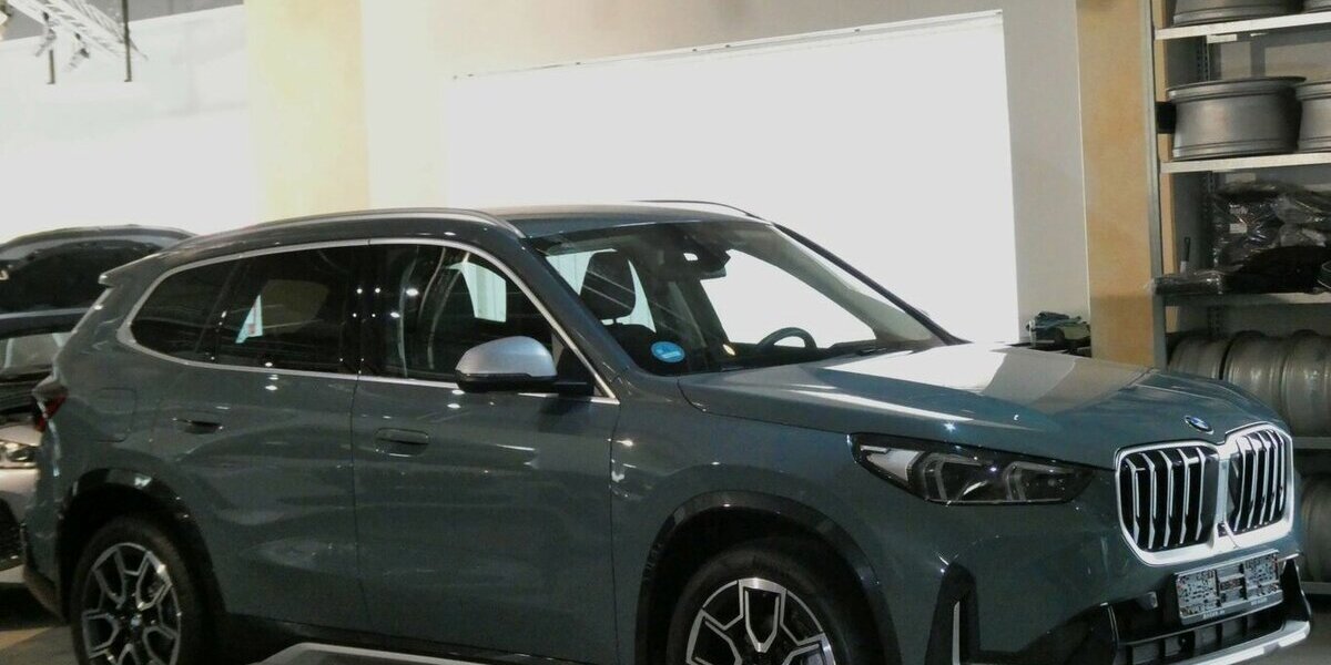 BMW X1 20d x-Line AHK,Leder,Kamera,Abstandstempomat 17.900 km 41.290 &euro; Landshut 84030