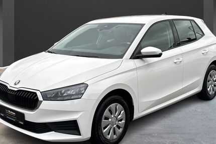 Skoda Fabia 38.357 km 12.990 &euro; Schierling 84069