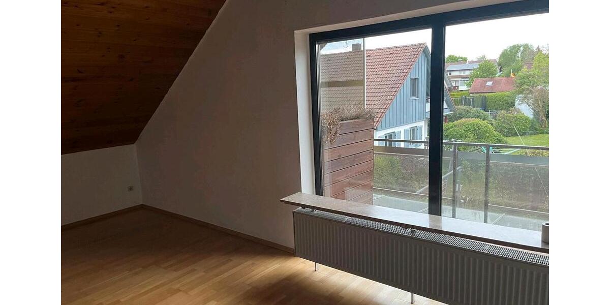 Etagenwohnung Ellwangen (Jagst) - 3.5 Zimmer, 100 m&sup2;, 700&euro; | Angebot:26429163
