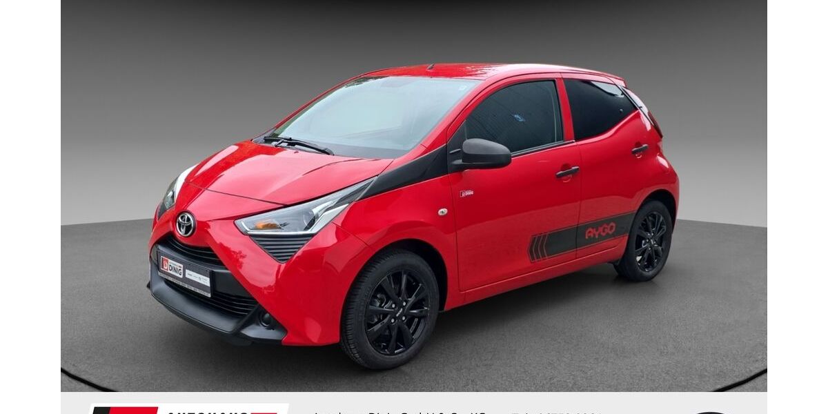 Toyota Aygo (X) 34.448 km 9.995 &euro; Hochstetten-Dhaun 55606